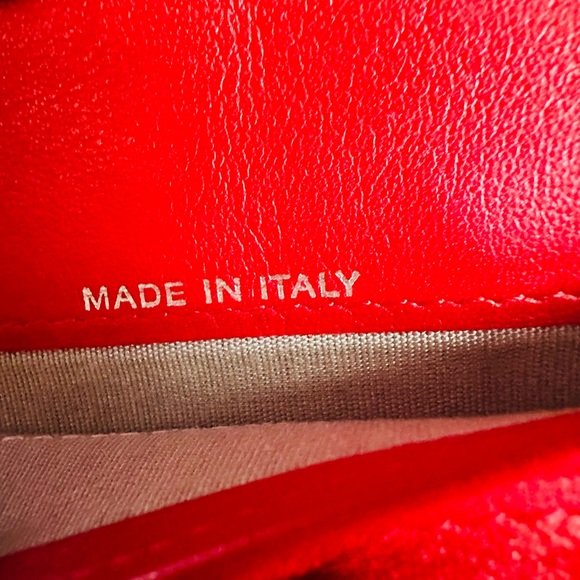 Authentic Vintage Chanel Wallet with added chain - Picture 4 of 7